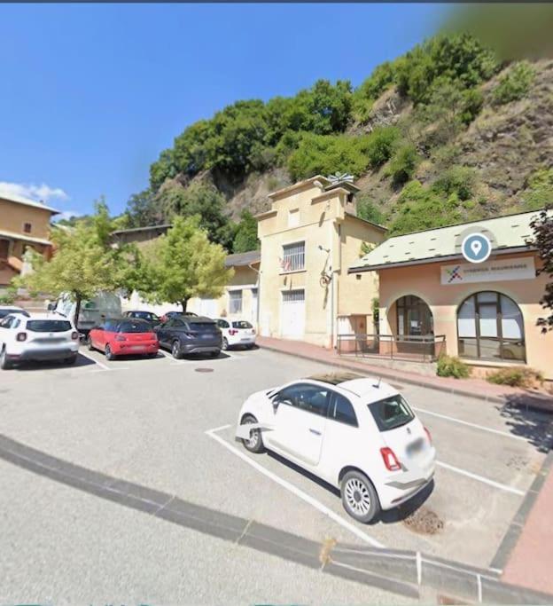 Apartamento Au Pied Des Cols Et Des Stations Saint-Michel-de-Maurienne Exterior foto